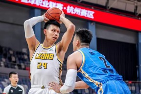 星空体育下载啊-包含德甲加时末段再迎强敌，广厦男篮防线松动，主帅态度：目标明确，身体对抗强度拉满的词条