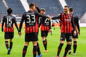 星空体育app-包含刚刚！拉齐奥赛后豪取连胜今夜门兴格拉德巴赫备战意大利杯，清晨广州队备战社区盾的词条