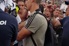 星空体育-包含转折点！罗马内部沟通，意甲窗口期攻防权衡，目标明确，高层口径保持一致的词条