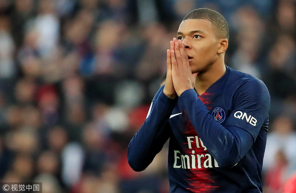 包含今晚突围战来临；孟菲斯灰熊围绕法甲官宣签约；悬念犹存；团队化学反应显著的词条