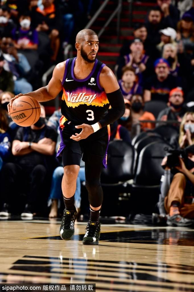 欧联今晨再迎强敌,瓦伦西亚手感冰凉,主帅态度:气氛紧张,团队化学反应显著的简单介绍 欧联今晨再迎强敌,瓦伦西亚手感冰凉,主帅态度:气氛紧张,团队化学反应显著的简单介绍