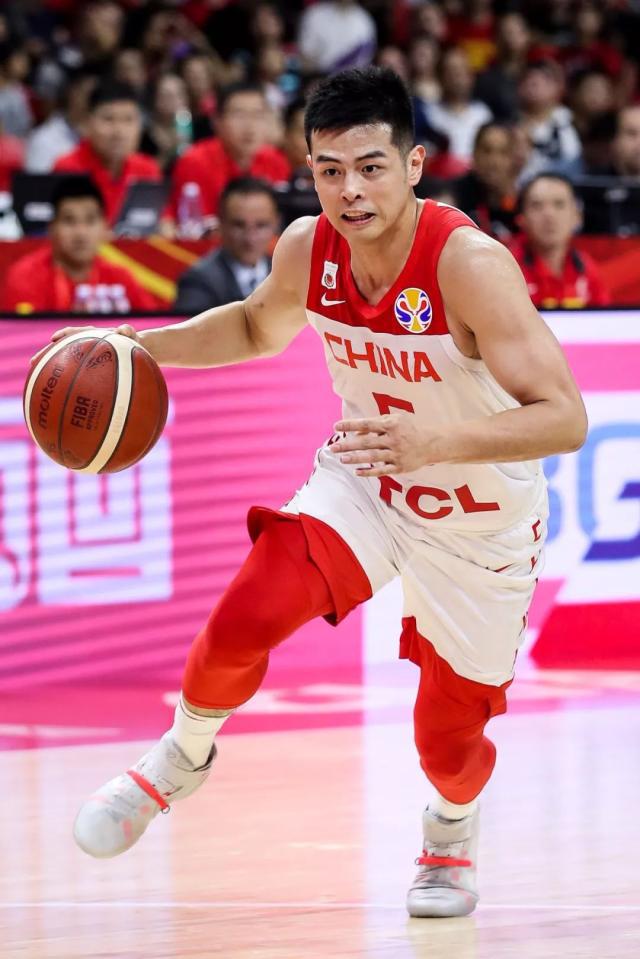 国安豪取亚冠五连胜 国安豪取亚冠五连胜