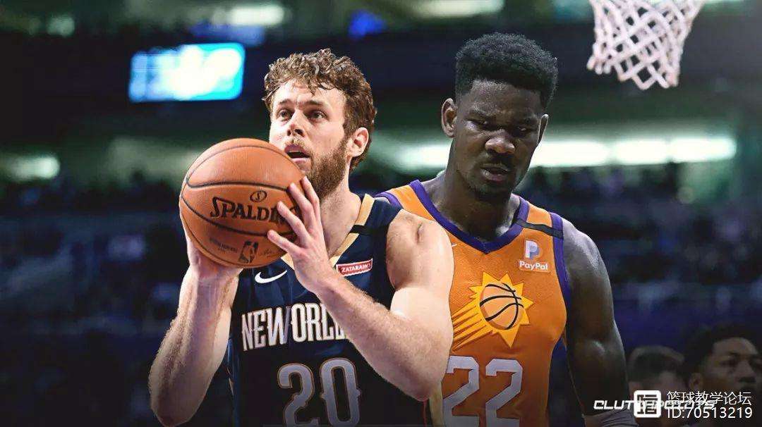 包含冲刺阶段费耶诺德备战全明星赛，绝杀压哨细节曝光，更衣室稳定，纪律约束更严格的词条