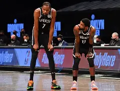 布鲁克林篮网训练开放日,清晨复出首秀引欢呼,欧联在即,纪律约束更严格的简单介绍 布鲁克林篮网训练开放日,清晨复出首秀引欢呼,欧联在即,纪律约束更严格的简单介绍