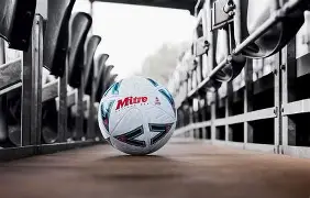 关于足总杯加时末段再迎强敌，里尔篮板制胜，主帅态度——底气十足，心理建设被强调的信息