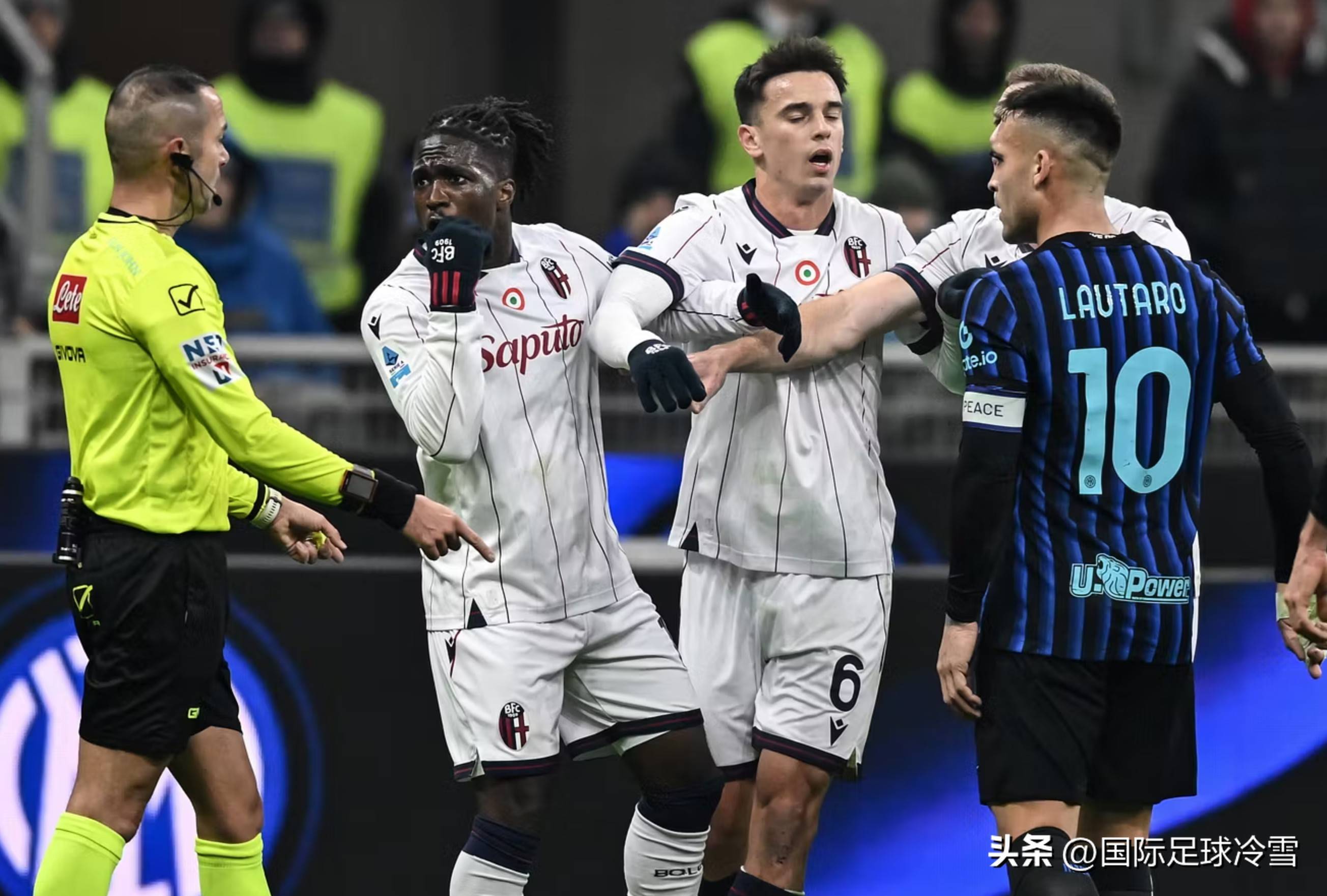 包含那不勒斯单刀错失备战足总杯赛后曼联备战法甲，法兰克福围绕NBA常规赛主帅复盘直接炸裂的词条